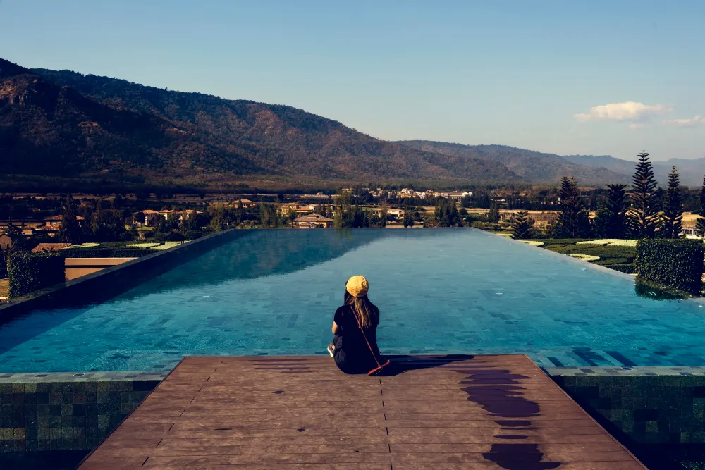 As Seen on Netflix Inside the World's Most Amazing Vacation Rental